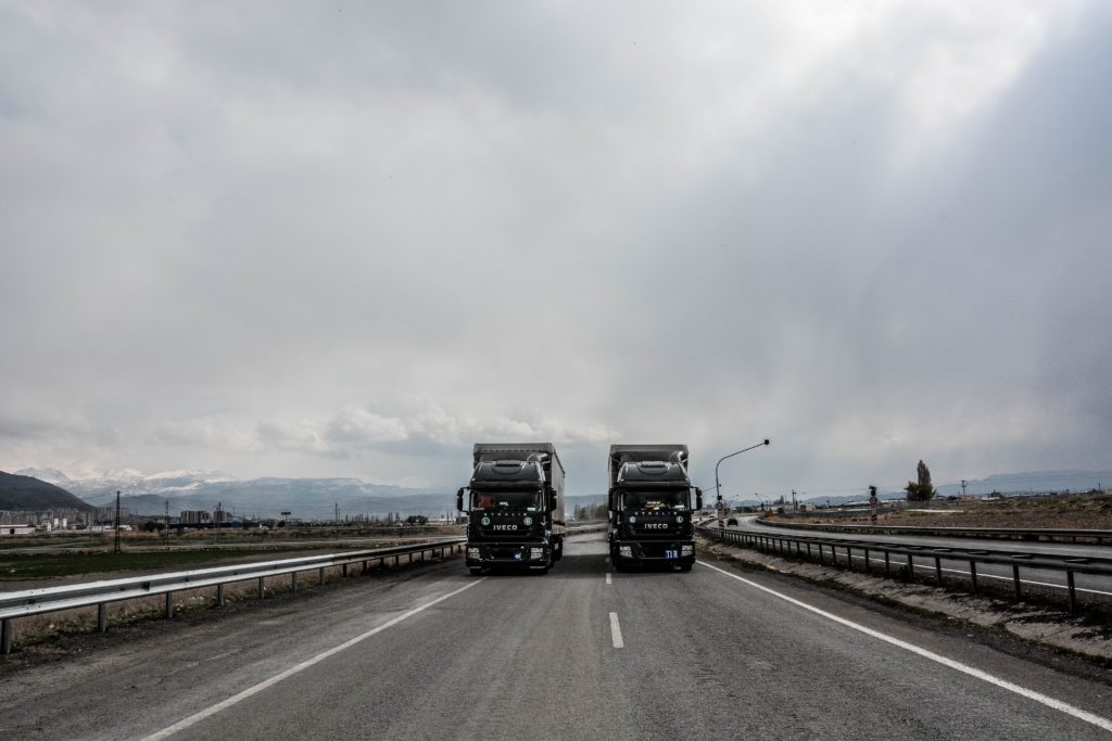European policy lags behind truckmakers on CO2 emission