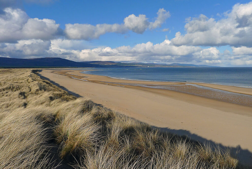 Irreplaceable Coul Links area threatened by golf course